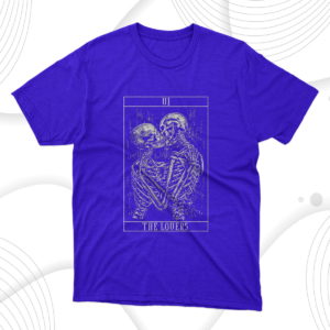 tarot card the lovers - skeleton love kisses bones horror t-shirt