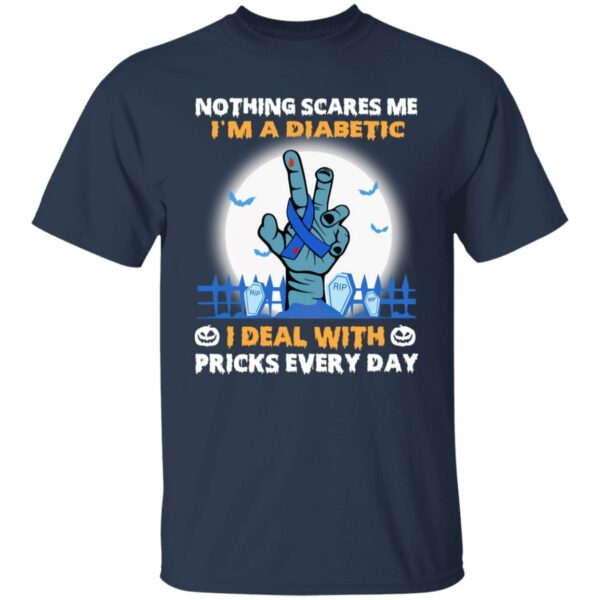halloween nothing scares me im a diabetic i deal with pricks every day halloween costumes gifts t shirt 3 gkkx4