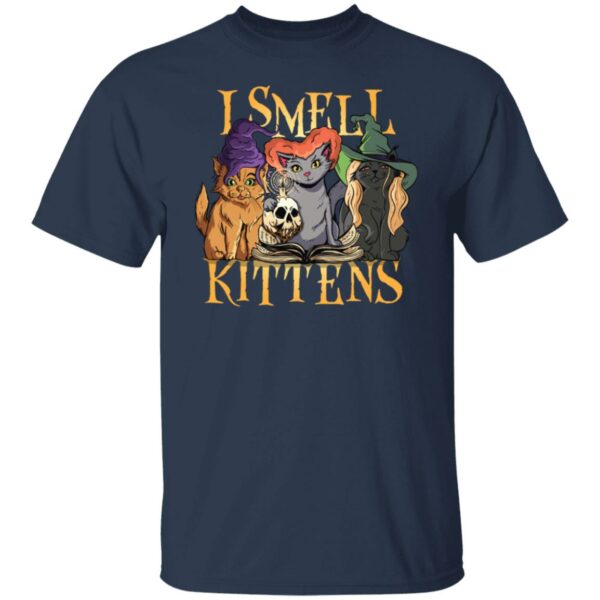 halloween witch cats i smell kittens funny parody t shirt 3 c34dz